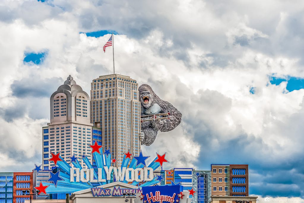 Hollywood Wax Museum King Kong Exterior